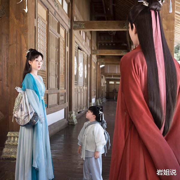 沉香重华|《沉香重华》开播十分虐心，唐周遭到颜淡拒绝，余墨既欢喜又悲伤