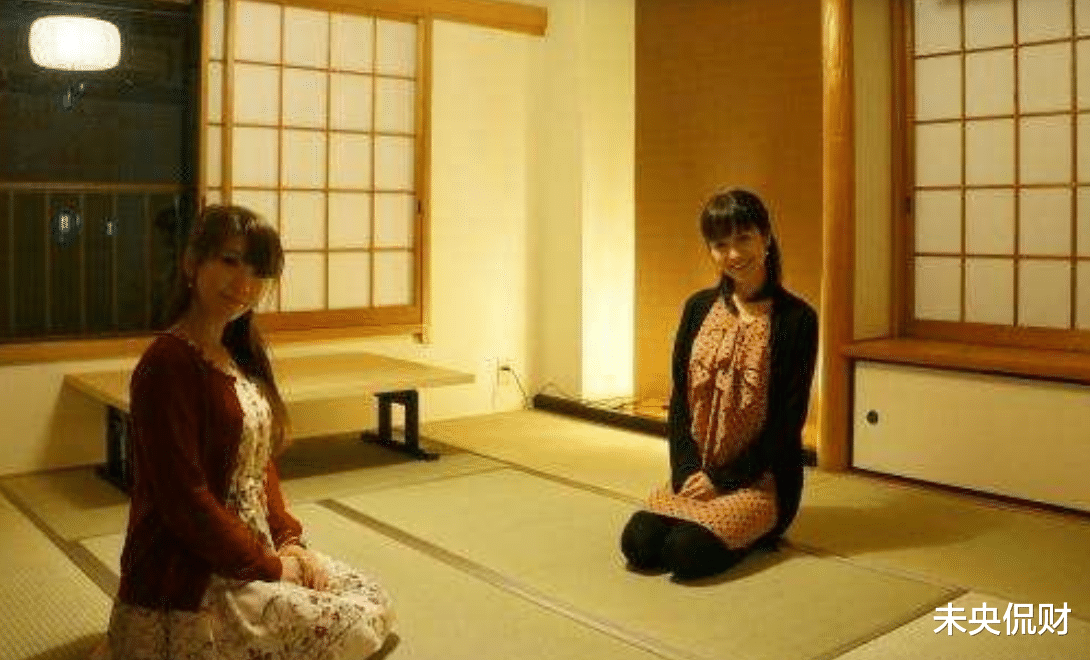 日本房子很少铺瓷砖,为什么呢?内行人道出其中原因