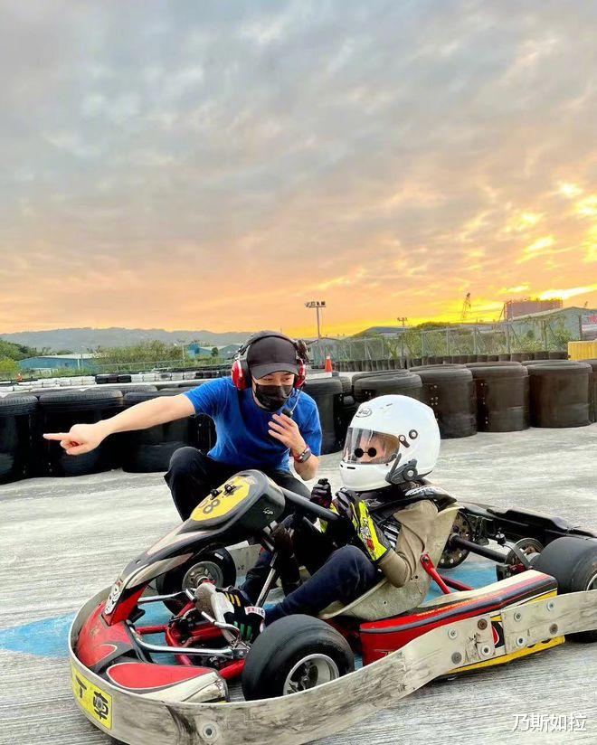 林志颖|?林志颖车祸25天首曝近照!与Kimi紧紧相握?