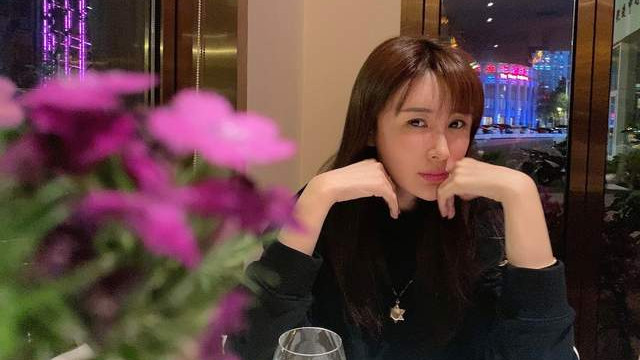 吕夏|张歆艺闺蜜吕夏自曝感染新冠！自述感染过程，目前正在向其取经