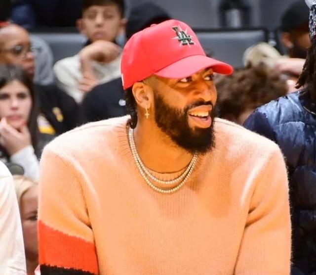 今日NBA：浓眉伤情并不乐观，利拉德队史得分王，亚历山大绝杀