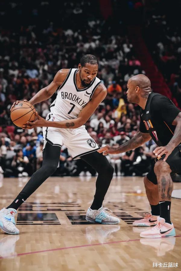火箭队|3月27日NBA球鞋上脚，锡安晒出第二代个人签名鞋，塔克上脚科比4