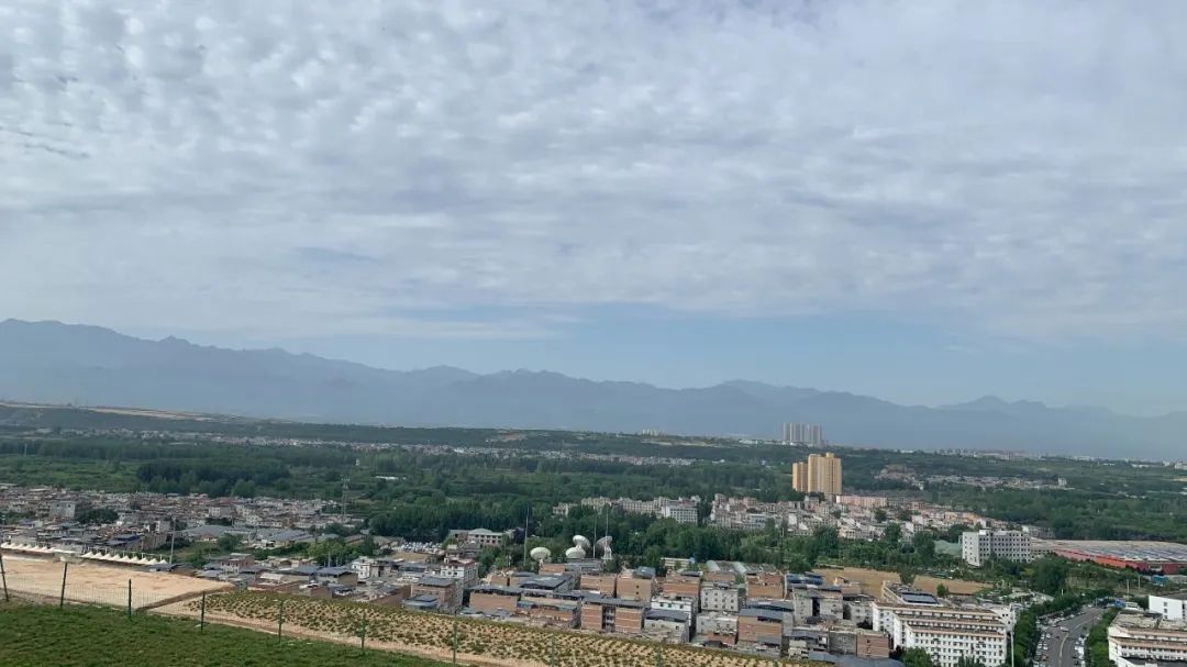 露营|夜景美爆!西安揽月阁的颜值可能一直都被低估了