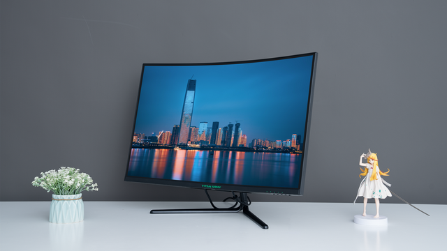 显示器|4K曲面大屏，低蓝光不闪屏，绘图、设计工作好搭档