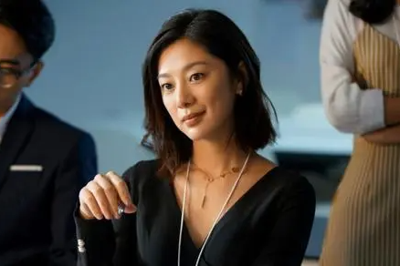 招聘|通过《安家》《丑女无敌》探讨职场焦虑叙事的生成