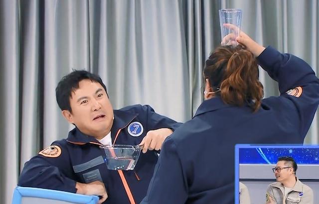 沈腾|《王牌7》沈腾:浙江卫视都没我坐的地了!这个神级包袱咋来的?