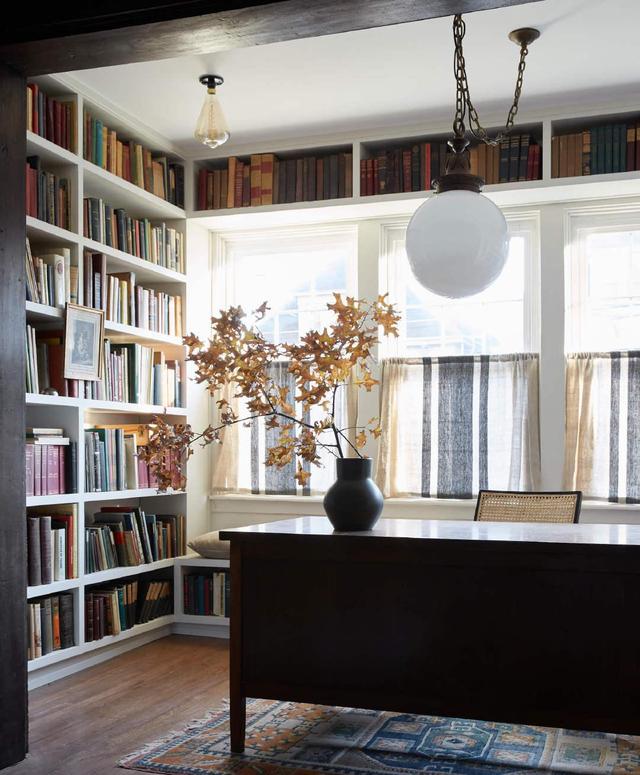 老式复古韵味的家,现代家具,壁炉墙裙,喜欢阳台做书房