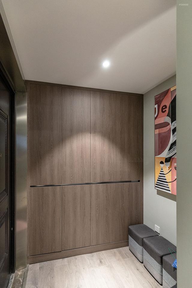 160平四室变三室，打通两个卧室，巧妙设计出衣帽区，功能更强