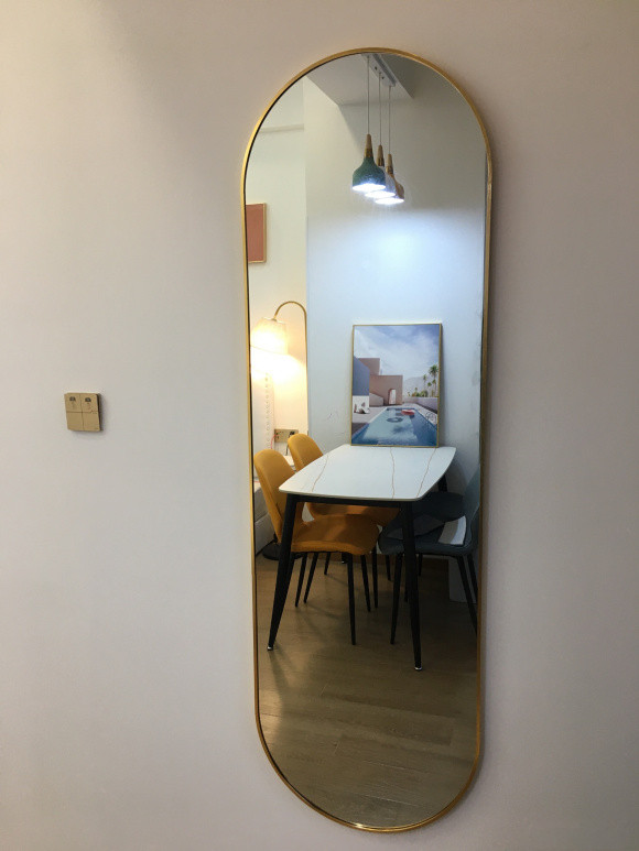 38平小公寓基本装修结束，房高3米15，打算出租给女生或者情侣