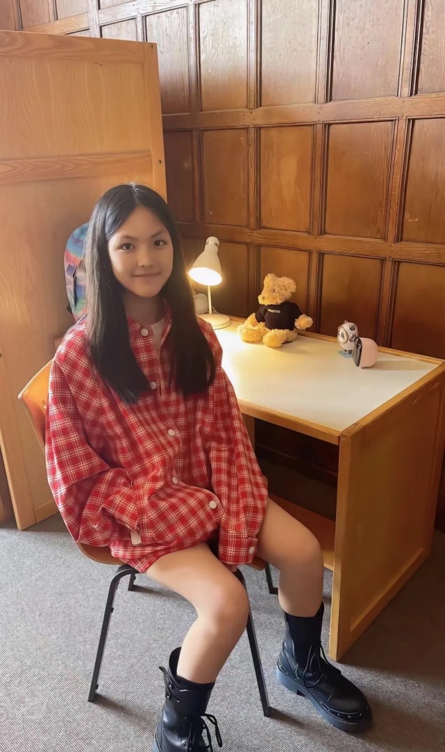 连衣裙 李湘给女儿请私教瘦身，王诗龄减重58斤，多张健身照曝光！