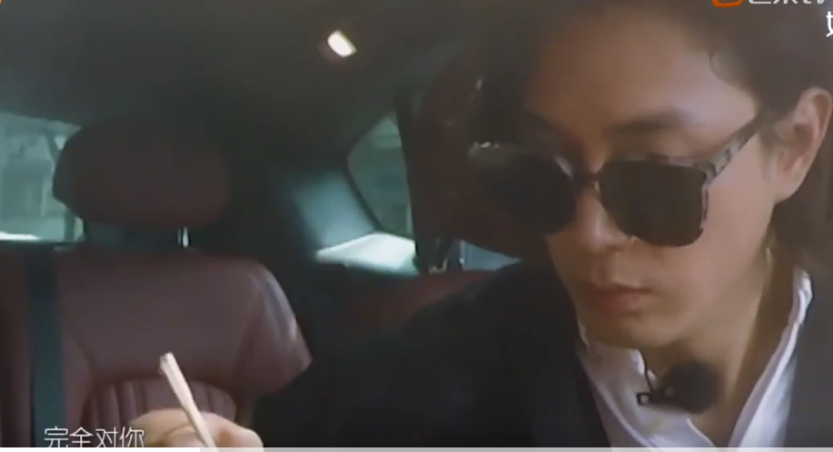 李承铉|李承铉谈戚薇:她不是我喜欢的类型!但是性格思维模式吸引了