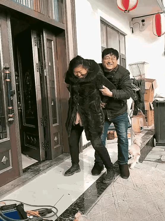 陈亚男|陈亚男表姐晒出聊天记录，爆出其离婚原因？原来早就准备好了退路