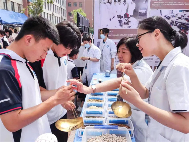 职业教育|济南护理职业学院亮相2022年济南市职业教育活动周