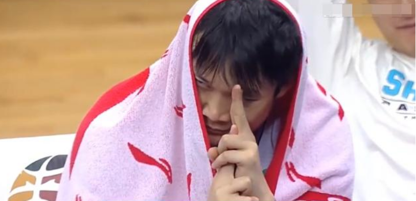 山东男篮|疯了，真疯了！退出CBA？丁彦雨航终于回应