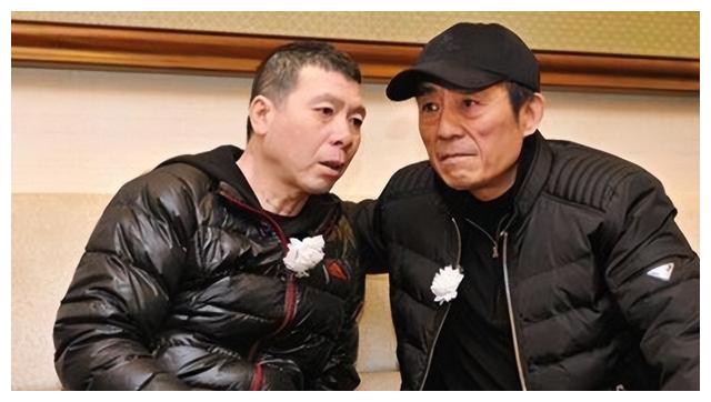 张艺谋|打败张艺谋为首的西北帮,甩开冯小刚牵头的京圈,贾玲到底凭啥?