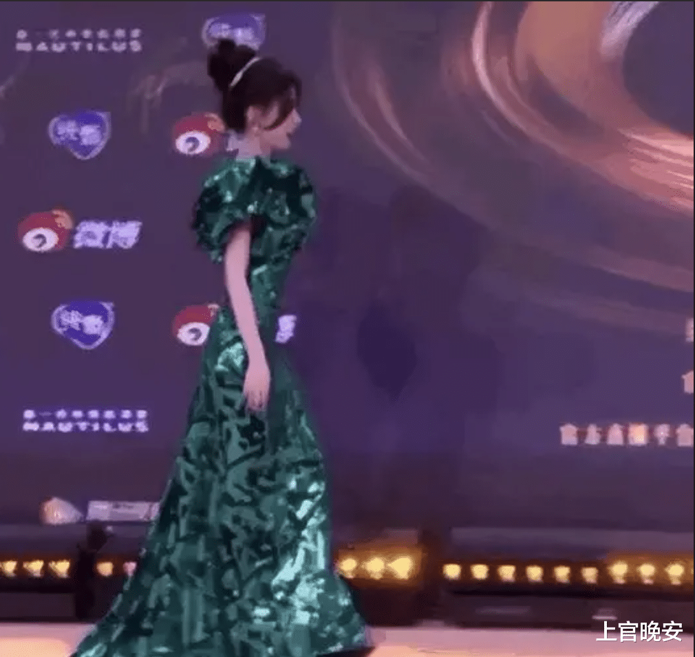 孟美岐|演员与爱豆颜值差距有多大?孟美岐次次都输,男爱豆成“土挫丑”