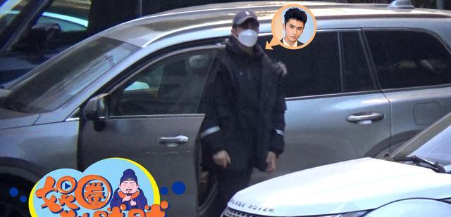 张云龙|网传和钟楚曦因戏生情恋情曝光张云龙开车外出去银行形单影只