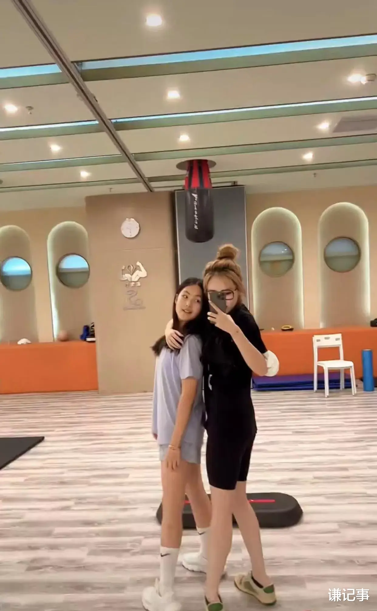 西葫芦 李湘女儿减肥58斤成功活出女王范，英国留学享受皇室待遇