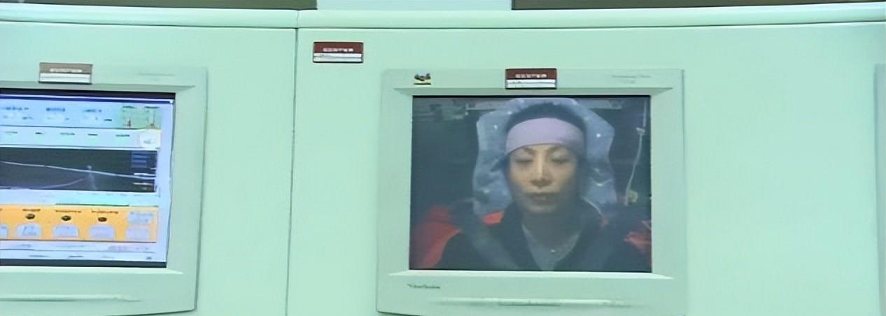 中国第一位“太空教师”王亚平:享二级警卫待遇,福利更羡煞旁人