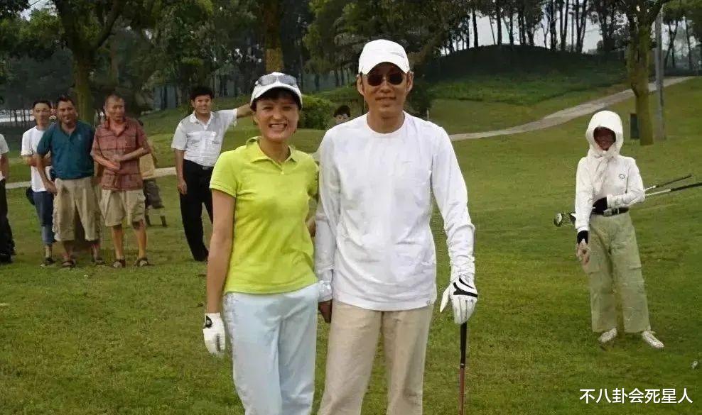 陈道明|67岁陈道明近照,脸部发福松弛,老人斑明显,不老男神是假的