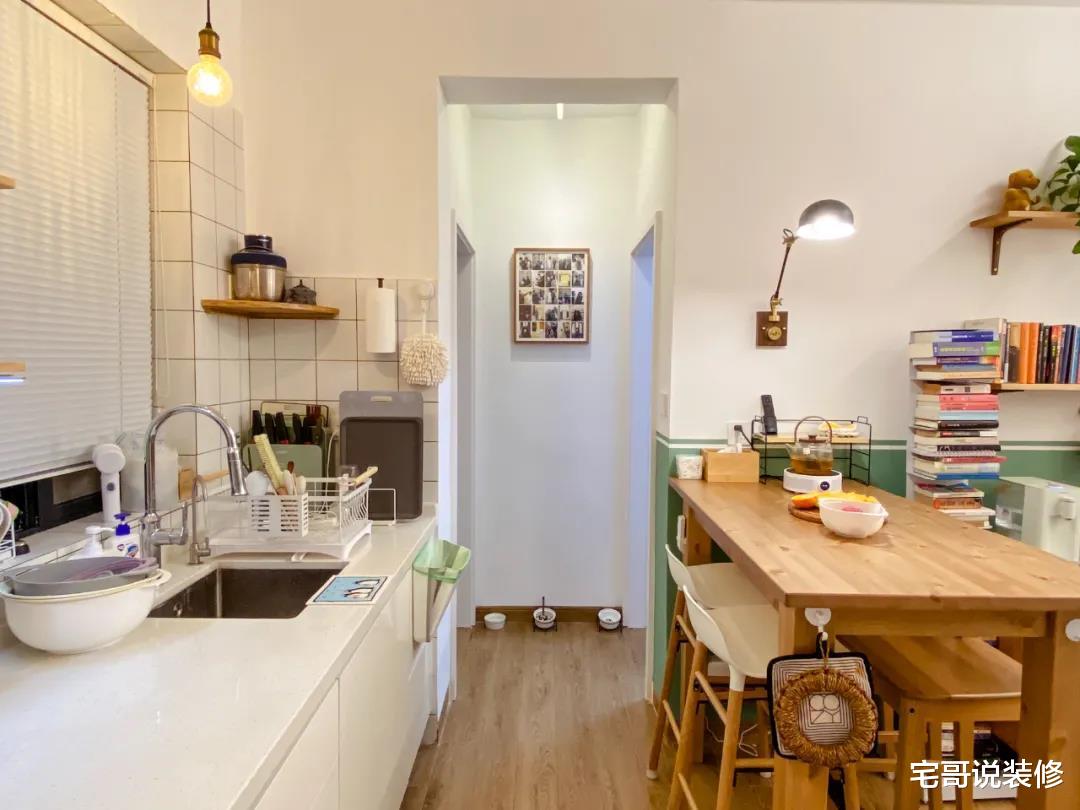 广州32岁小姐姐45㎡的家,虽满是杂物,却被打理得井井有条,羡慕