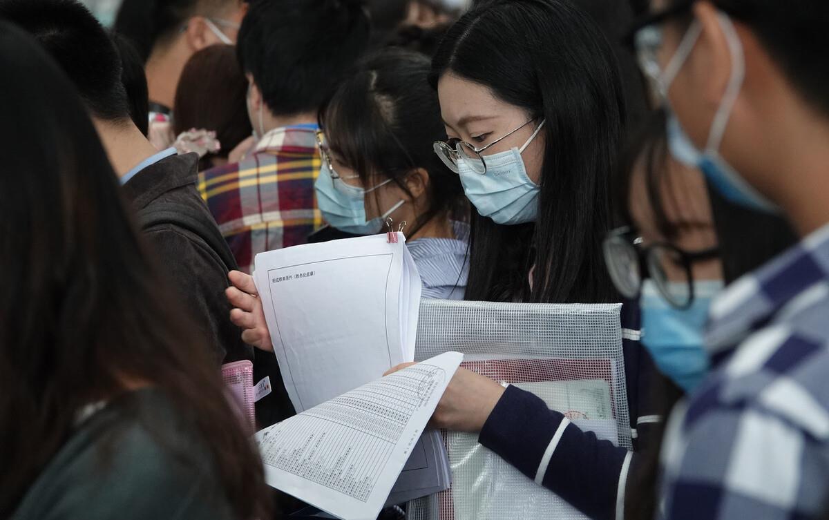 求职|谷爱凌的朋友！这届00后的简历有多亮眼？面试官直言让人笑出眼泪