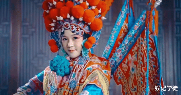 陆毅|解锁新才艺！陆毅14岁大女儿在豪宅内跳舞，四肢纤细身材高挑