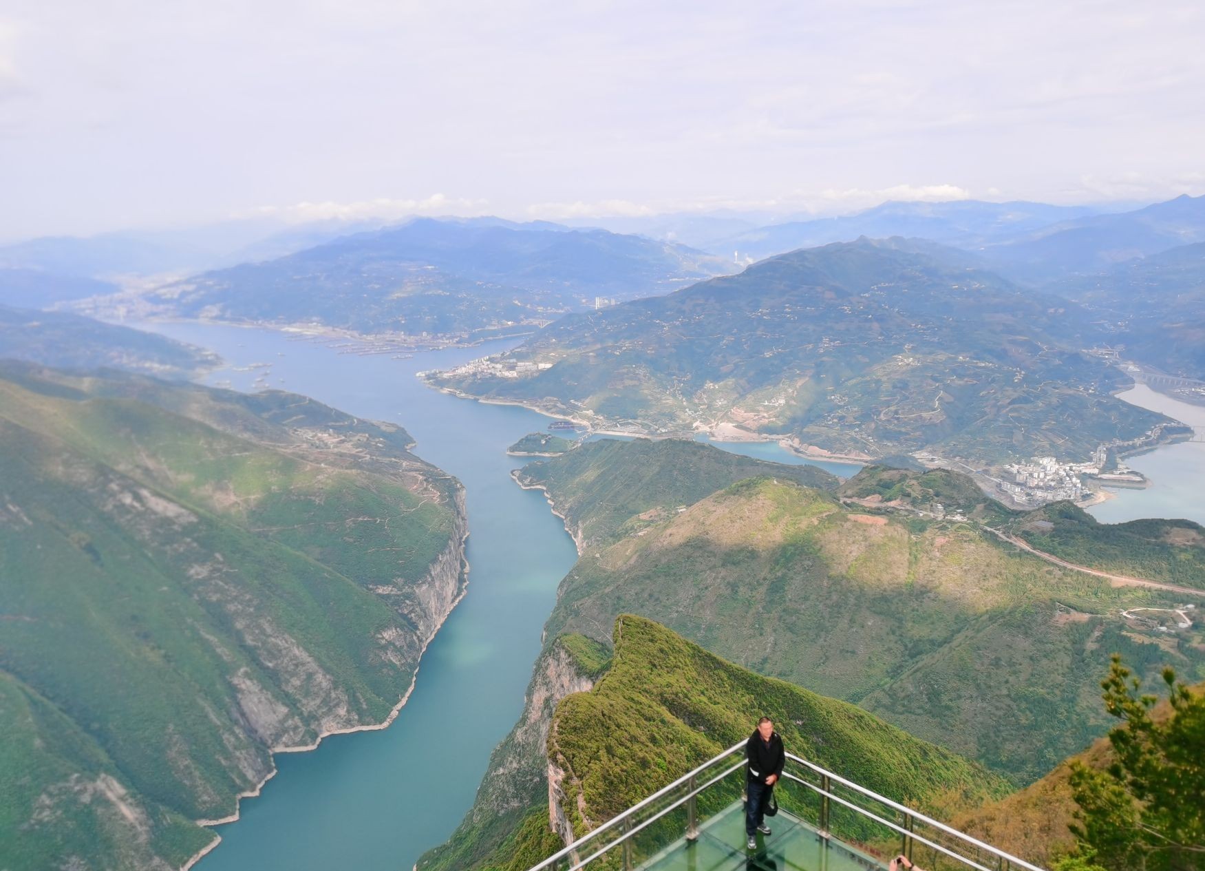 欧洲旅游|2022年全新长江3号游轮，从重庆到宜昌4天3晚旅游