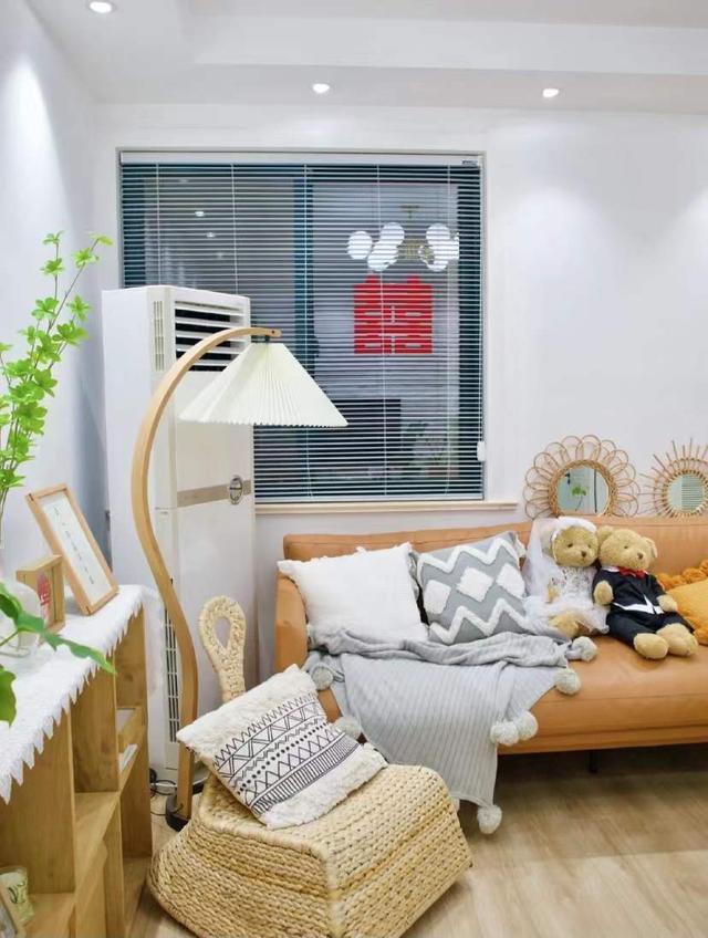 90后小夫妻爆改二手老房子，摇身变成一个时尚婚房，真的超级浪漫