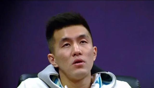 张镇麟|张镇麟与NBA一家公司签约，郭艾伦走不了，巩晓彬有了新职位