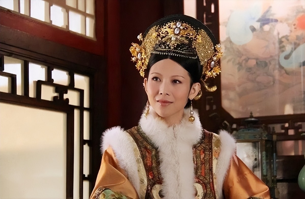 王菲|甄嬛传:太后早就发现双生子破绽,为何不揭穿?真不愧是老狐狸