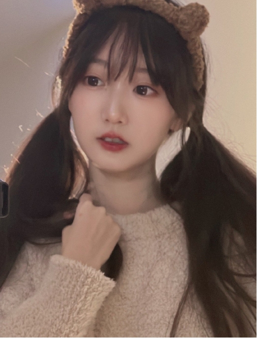 人物设定|赖神帮女友上巅峰第一，瓜妹却曝出早期聊天记录，好男人设崩塌？