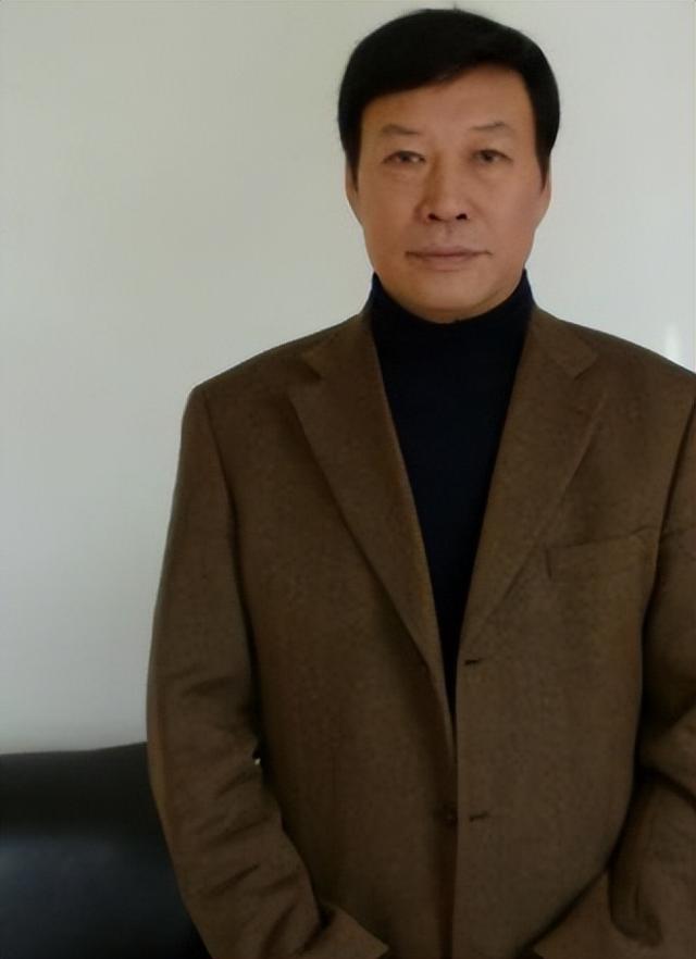 最后生还者|小品演员魏积安:为母亲拒绝上春晚,和妻子恩爱39年无绯闻