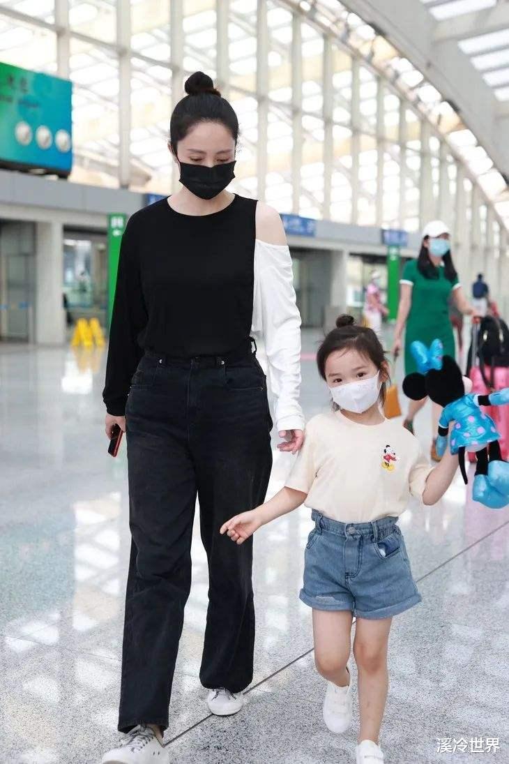 董璇|一点都不浪费爹妈基因：这些星二代个个长得古灵精怪，活泼又好看