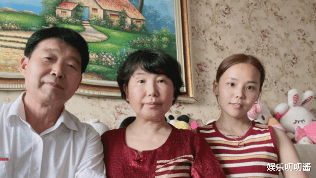 要争“国民好媳妇”?熊磊模仿田静晒做饭,杜新枝吃饭乐开怀