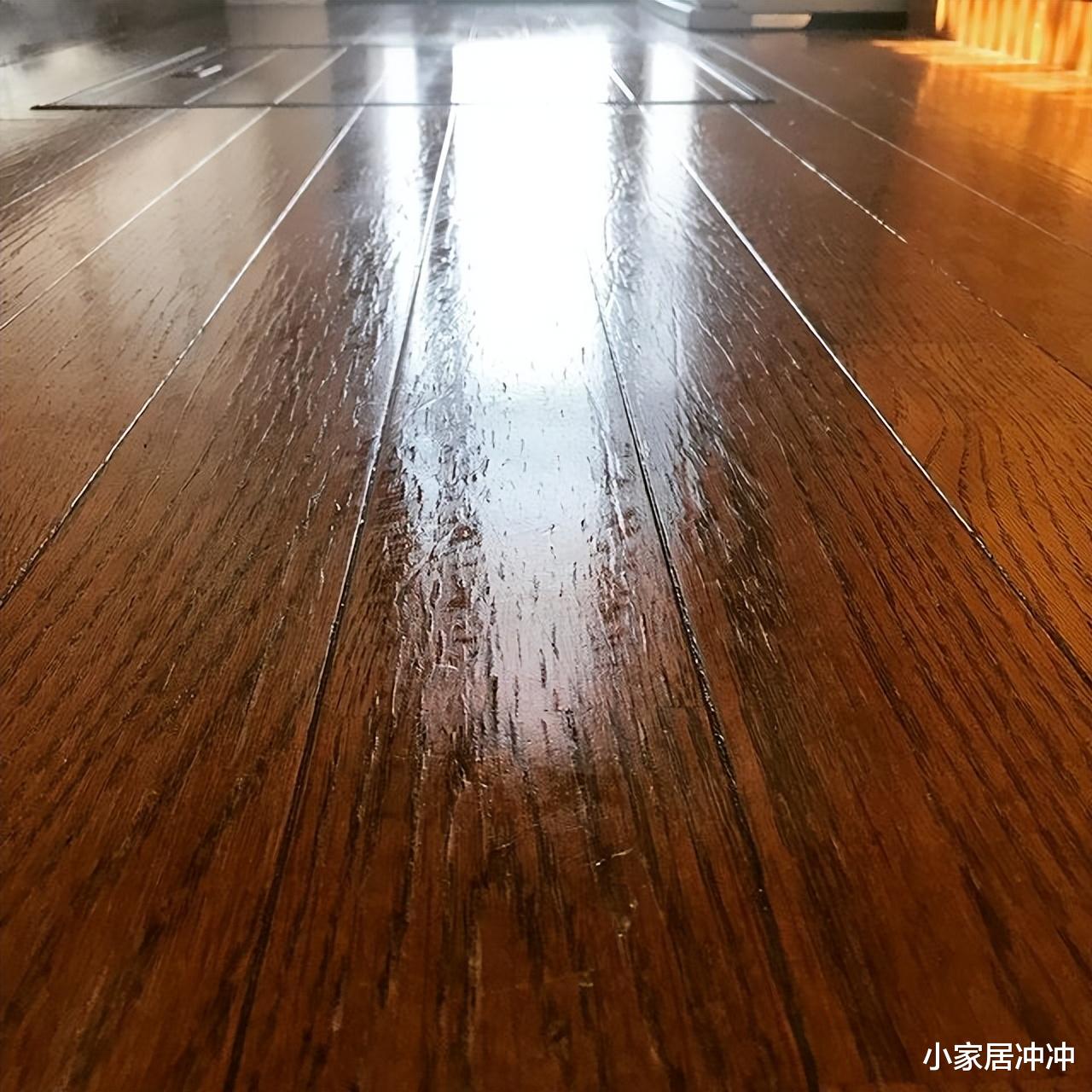 为何家里总有很多“毛絮”？老保洁支个招，毛絮快速消失，贼实用