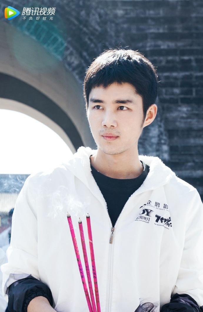 男人四十|鹅桃12月待播剧:王凯 谭松韵 张雪迎 田曦薇 张铭恩 罗正 毕雯珺 邢昭林