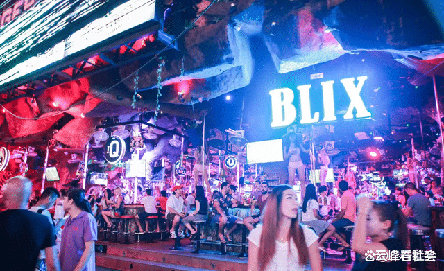 女大学生夜店庆生,次日醒来身边发现50多岁大叔,私了后发现怀孕