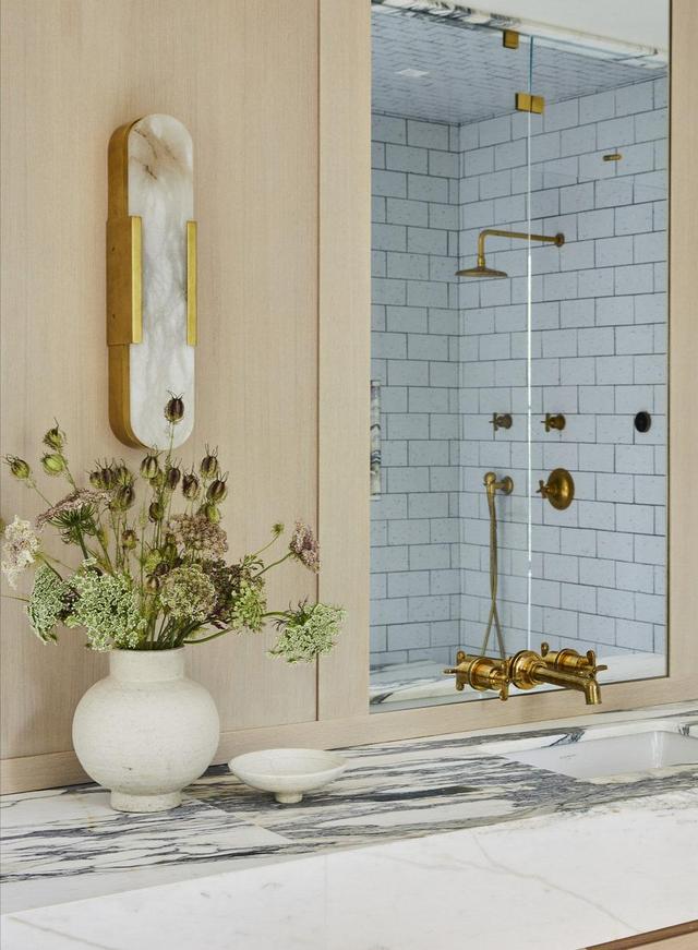 一对年轻夫妻的复古风住宅,现代家具,艺术品装饰,时尚有温馨