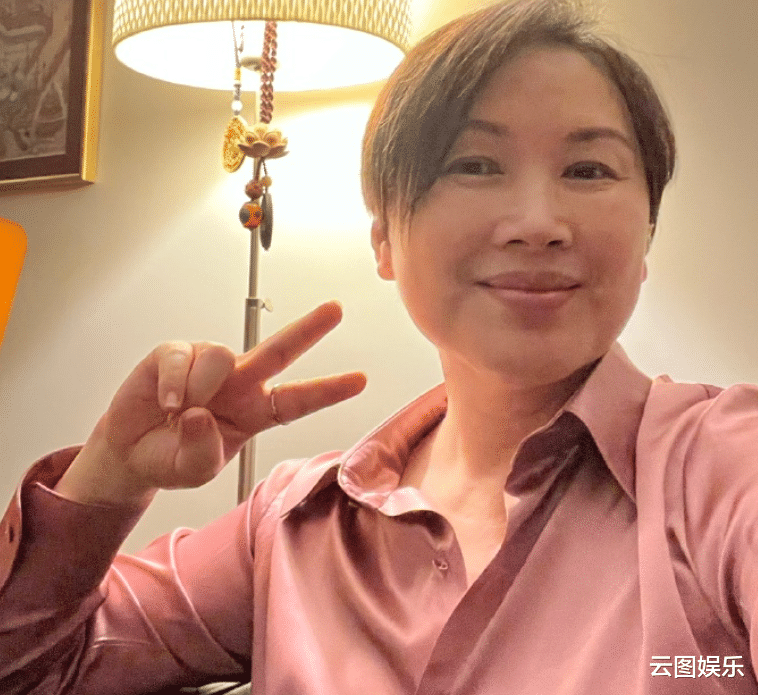 陈秀雯|港剧收视女王61岁生日,脸部圆润变化大,4年没拍戏专注开网店