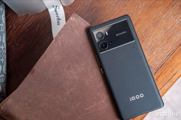 联想|小米12最强对手开始降价:凯夫拉后壳+120W+E5屏幕,vivo大招来了