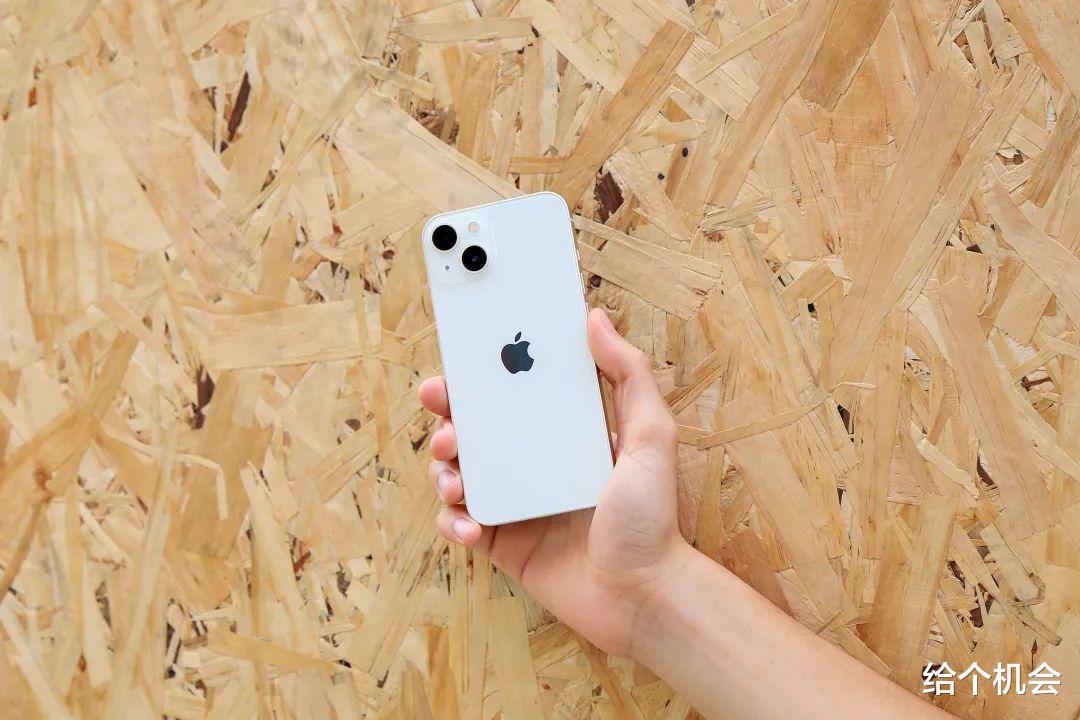 苹果|苹果手机像素不高,为啥拍出的照片真实又舒服呢?今天可算明白了