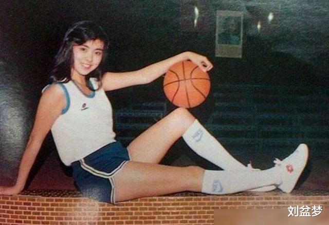 王祖贤|看到年轻时的王祖贤,才知道刘亦菲根本不是对手,美得窒息!