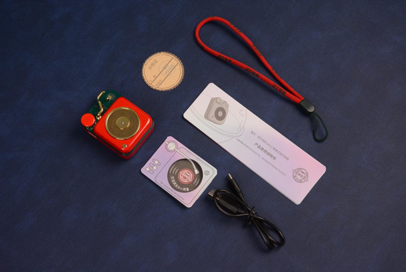 飞利浦·斯塔克|还在愁新年礼品？入手猫王音响原子唱机：满满新年气息的精致玩物