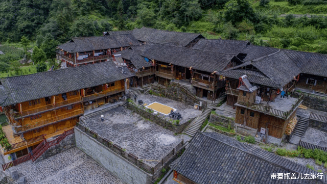 土家族|黔江这个藏在山谷中的传统村落，竟是中国最大的土家族生态博物馆