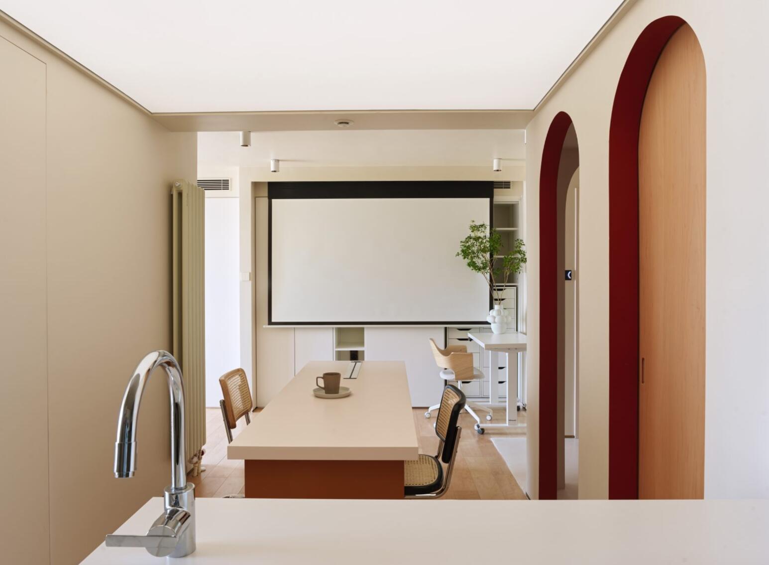 这才是“神设计”,60㎡,一室改三室,三代人居住都不拥挤