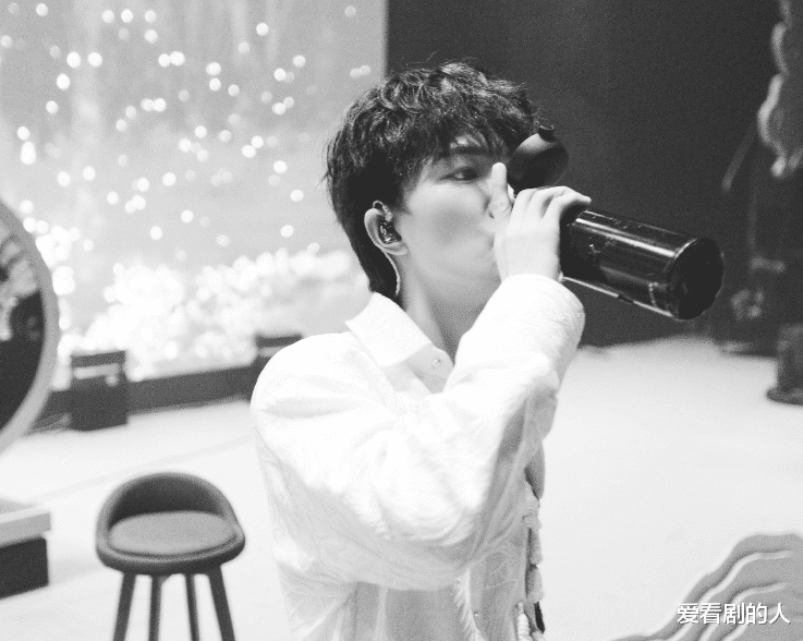 周深|周深《余情》MV上线,缥缈歌声演绎东方青苍与小兰花千般爱万般情