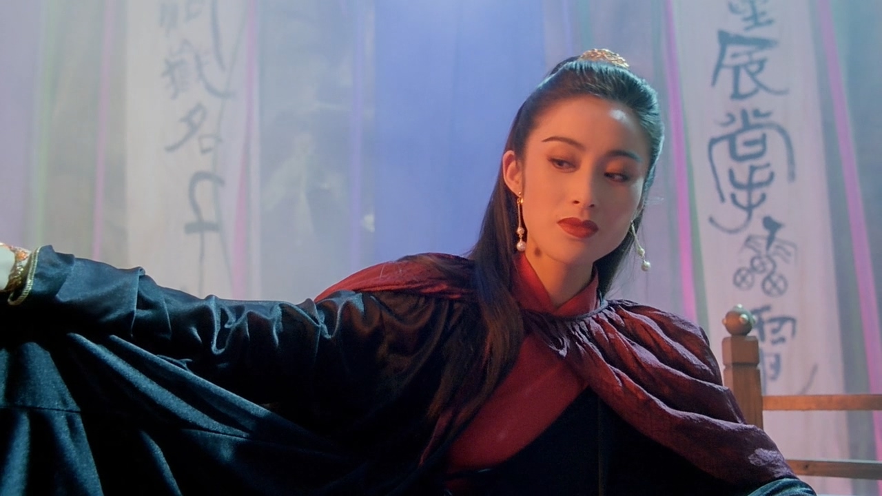 黄晓明|19岁成名31岁退出娱乐圈，被向华胜捧了9年的张敏，如今怎么样了