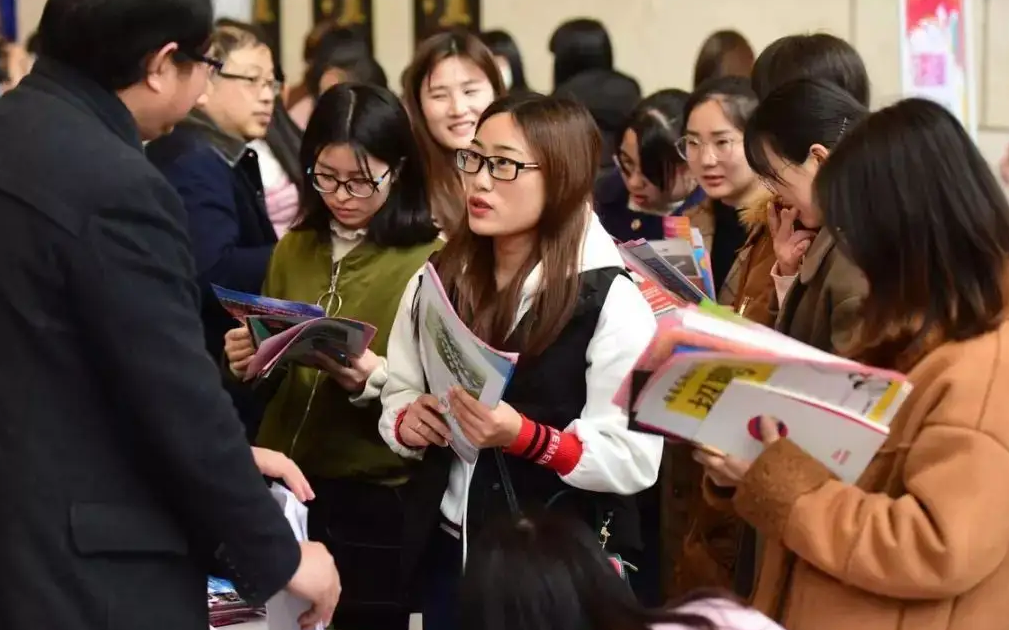 大学生|少有勾心斗角的三种工作，很值得老实人选择，还越老越“吃香”