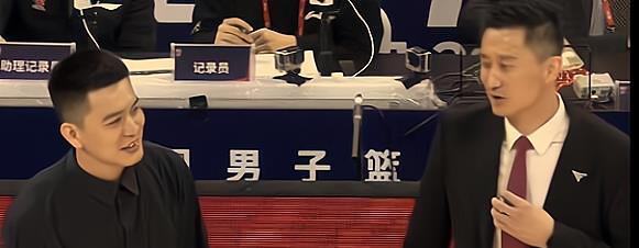 季后赛|凌晨1点，杜锋辗转反侧！350字长文推脱责任球迷质问：早干吗去了